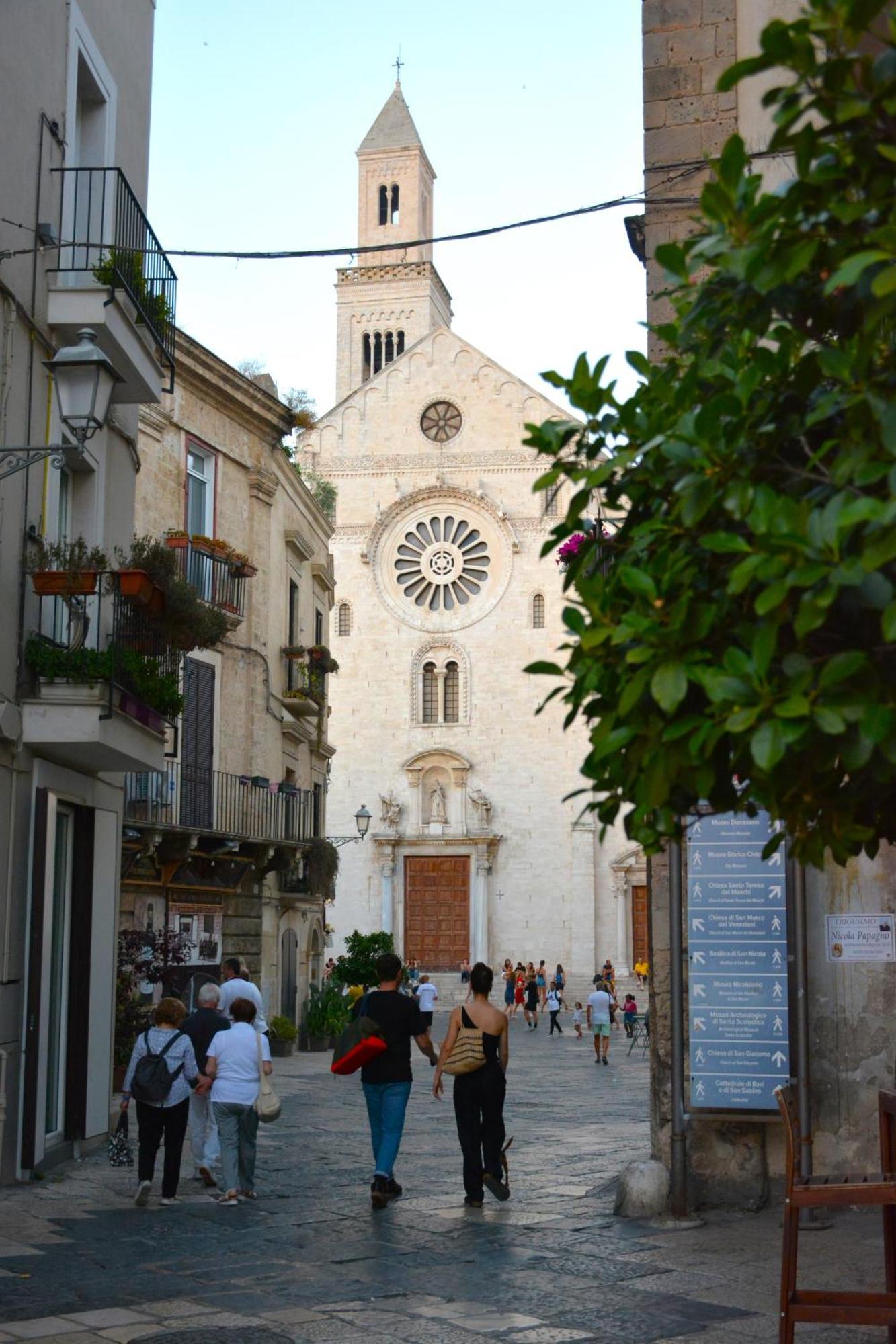 Appartement Casa Chloe - Vicino Al Porto E Basilica San Nicola à Bari Extérieur photo