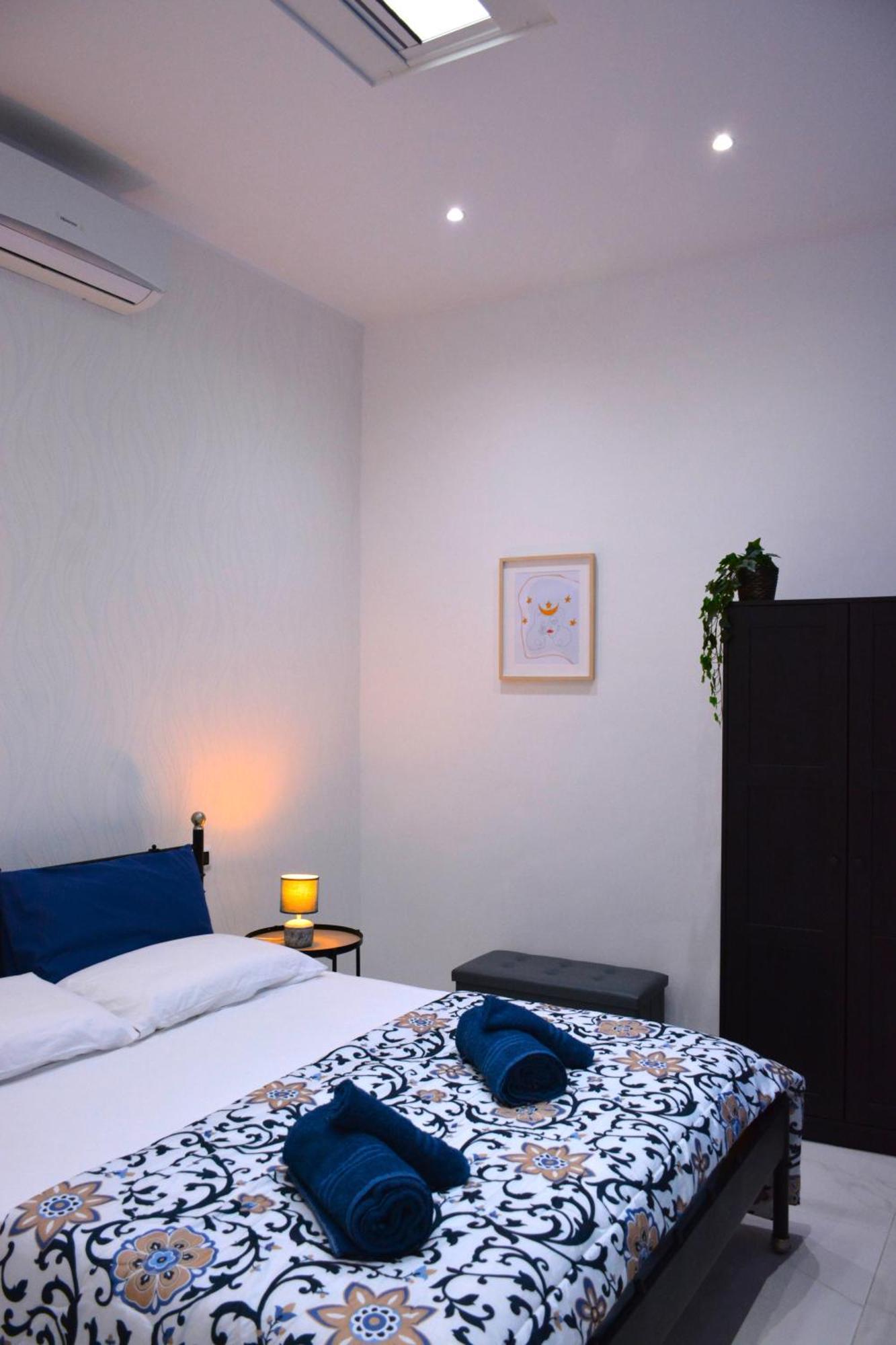 Appartement Casa Chloe - Vicino Al Porto E Basilica San Nicola à Bari Extérieur photo