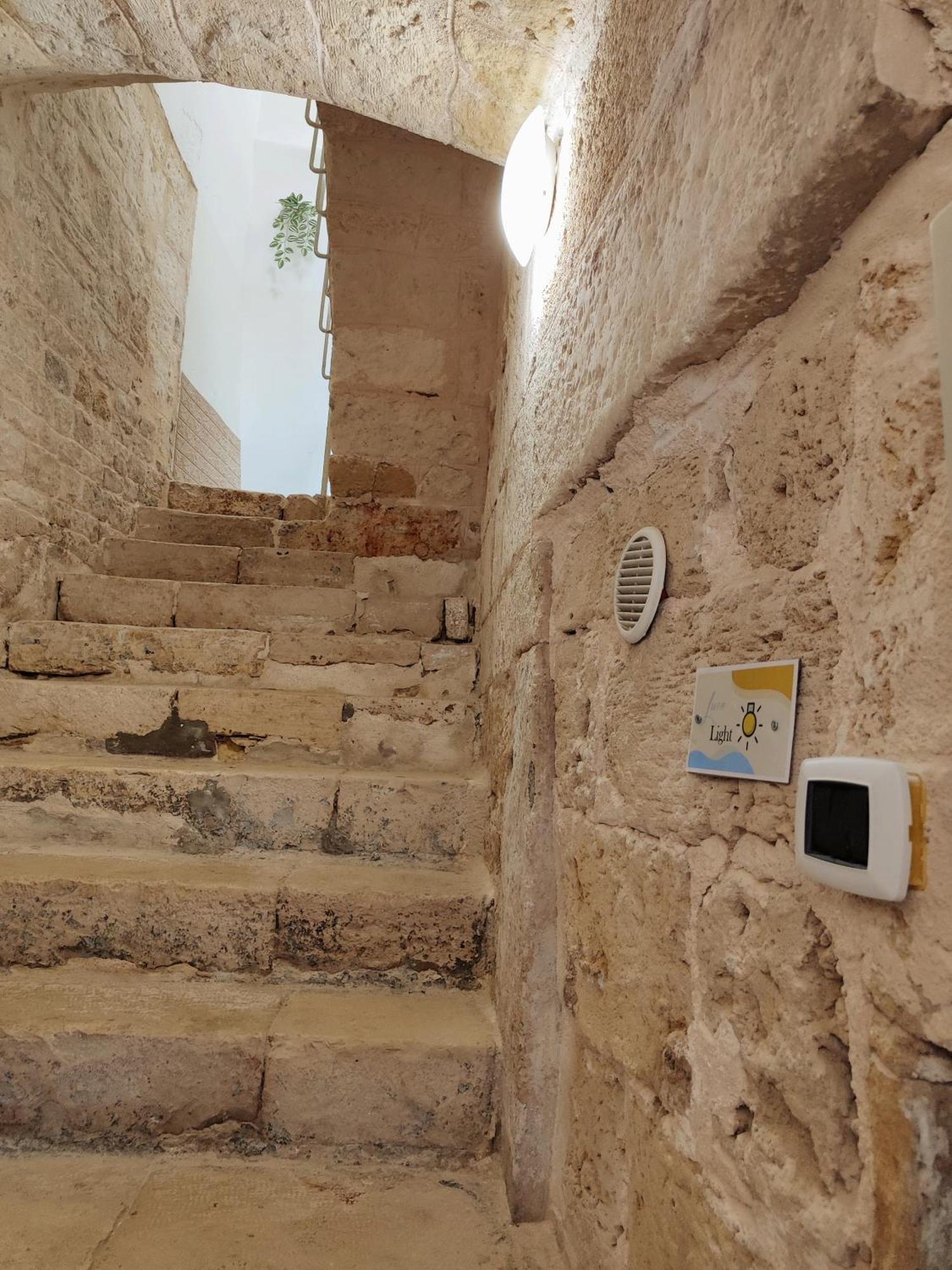 Appartement Casa Chloe - Vicino Al Porto E Basilica San Nicola à Bari Extérieur photo